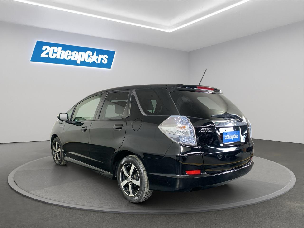 2013 Honda Shuttle Hybrid Smart Selection Station Wagon CRUISE CONTROL + REVERSING CAMERA