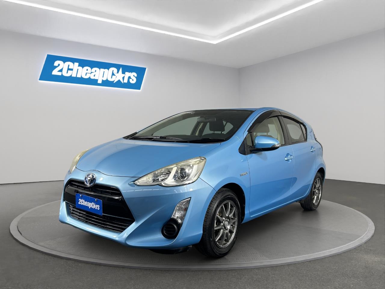 2015 Toyota Aqua Facelift Model S Hatchback