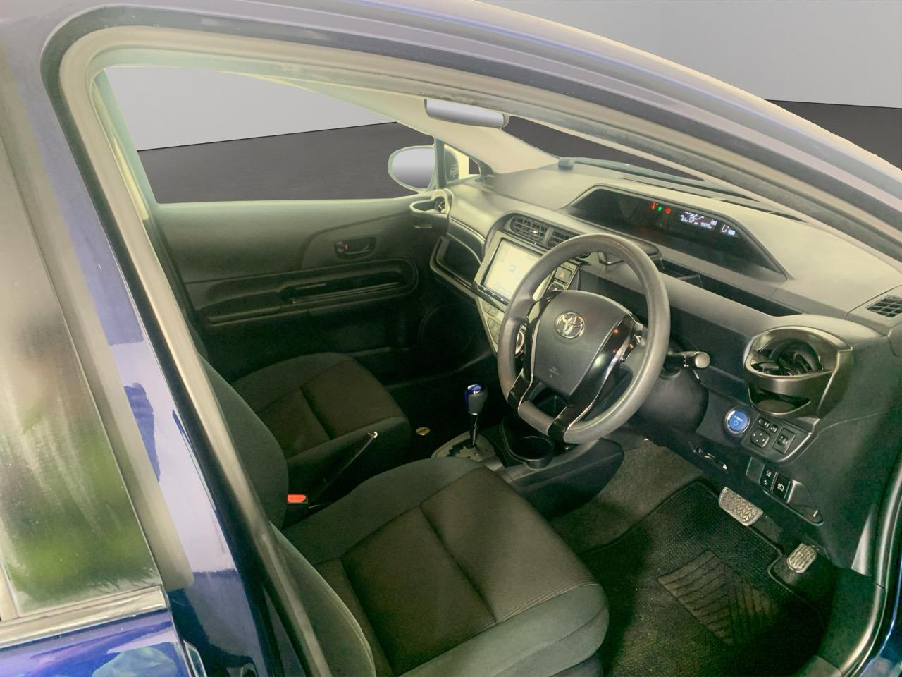 2017 Toyota Aqua Facelift Model G Hatchback LOW KM + REVESING CAMERA + PUSH SRART