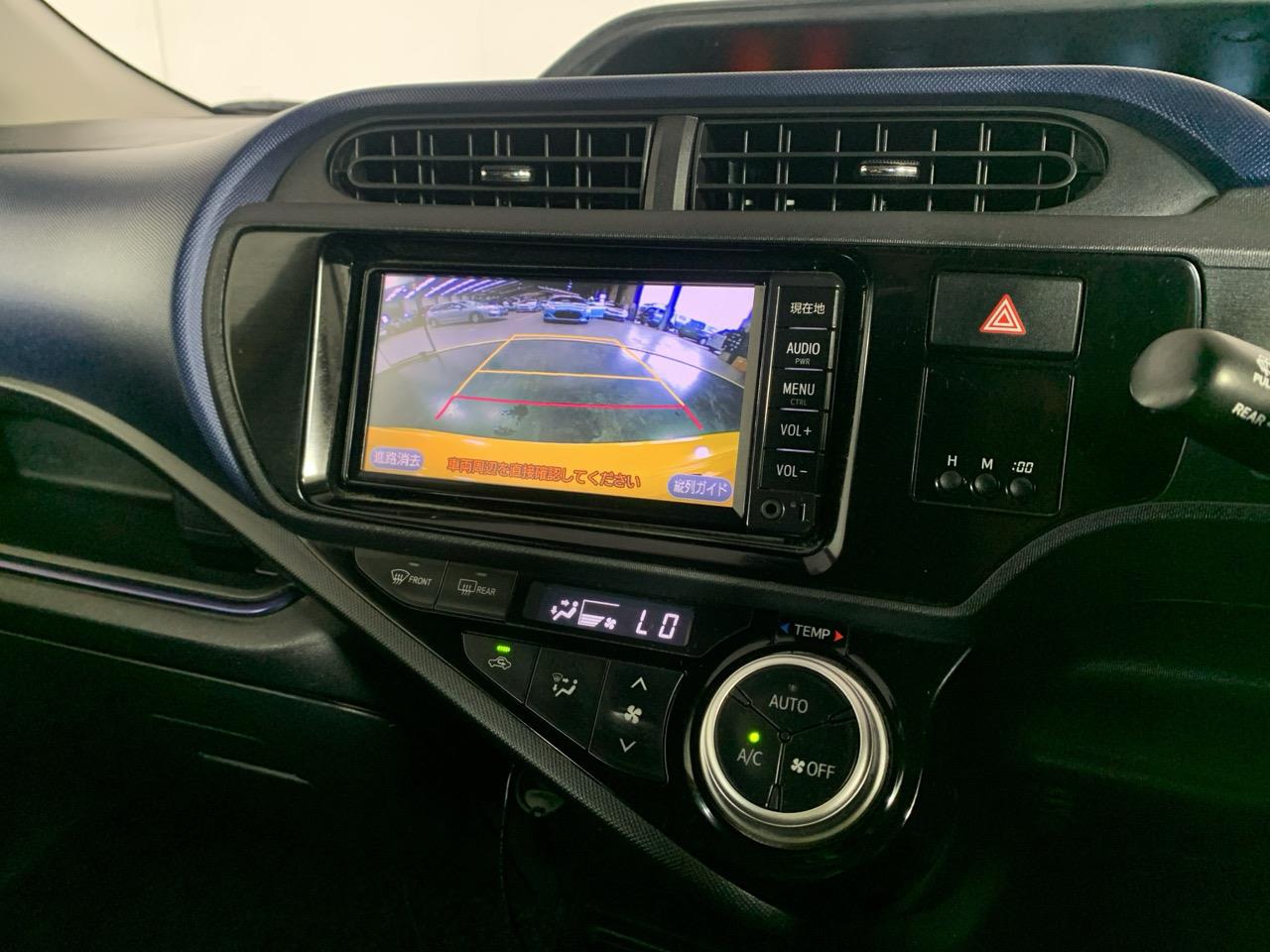 2016 Toyota Aqua Facelift Model S Hatchback PUSH BUTTON START + REVERSING CAMERA + AUTO LIGHTS