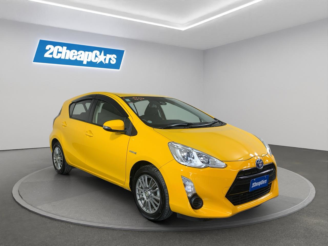 2016 Toyota Aqua Facelift Model S Hatchback PUSH BUTTON START + REVERSING CAMERA + AUTO LIGHTS