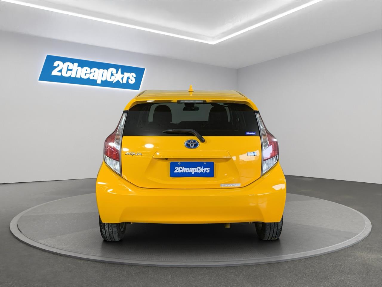 2016 Toyota Aqua Facelift Model S Hatchback PUSH BUTTON START + REVERSING CAMERA + AUTO LIGHTS