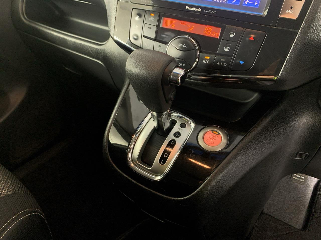 2014 Nissan Serena Hybrid Highway Star People Mover REVERSING CAMERA + PUSH SRART + AUTO LIGHTS