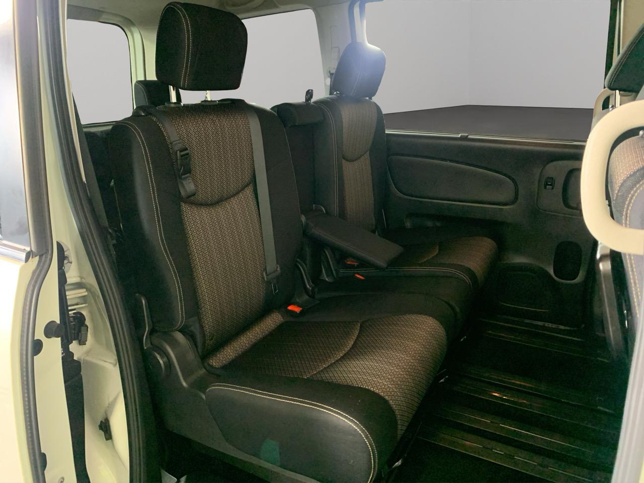 2014 Nissan Serena Hybrid Highway Star People Mover REVERSING CAMERA + PUSH SRART + AUTO LIGHTS