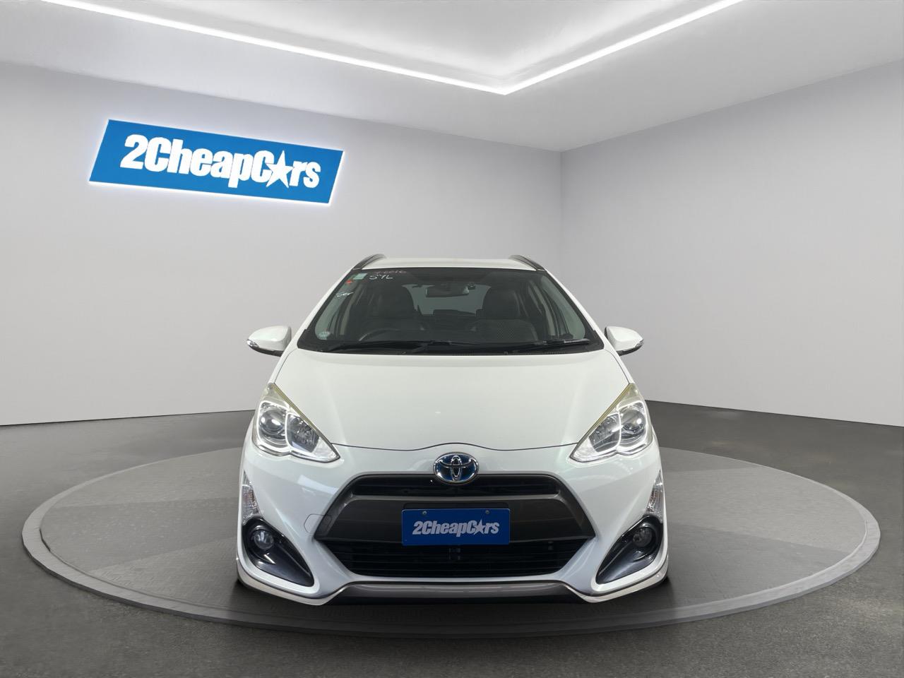 2015 Toyota Aqua X-URBAN Hatchback REVERSING CAMERA + AUTO LIGHTS + PUSH START