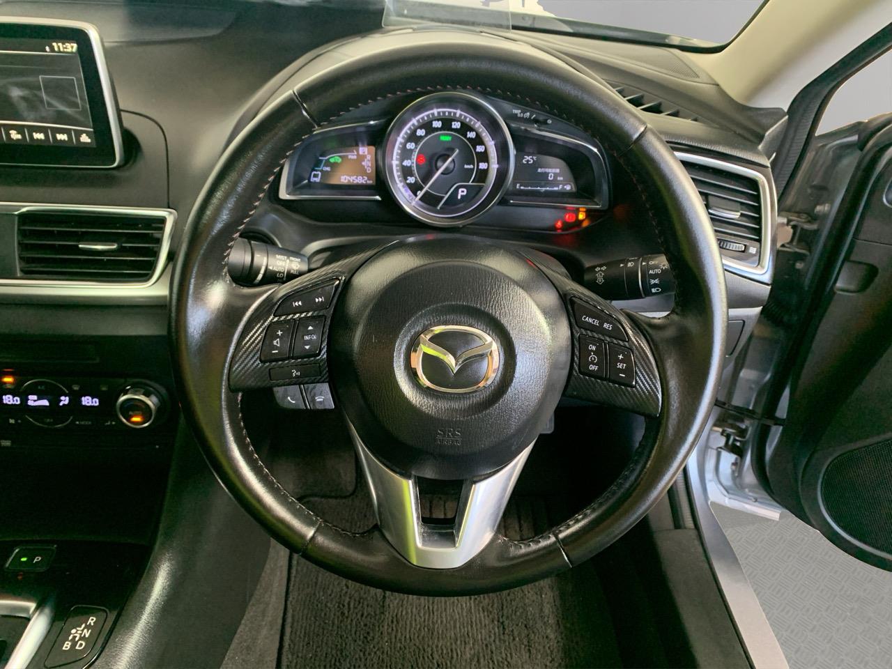 2013 Mazda Axela Hybrid  Sedan PUSH BUTTON START + AUTO LIGHTS + REVERSING CAMERA