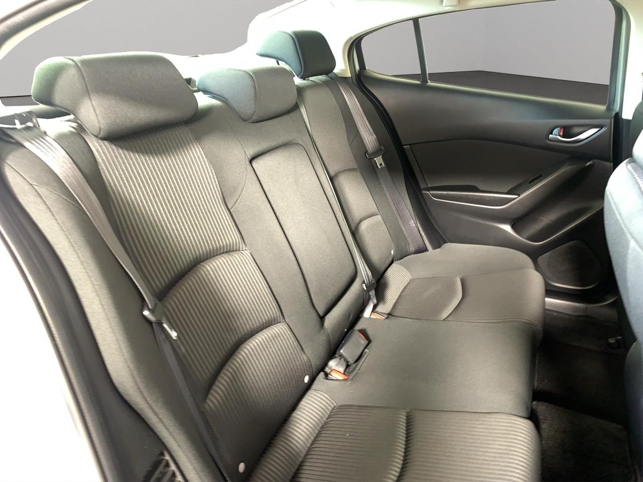 2013 Mazda Axela Hybrid  Sedan PUSH BUTTON START + AUTO LIGHTS + REVERSING CAMERA