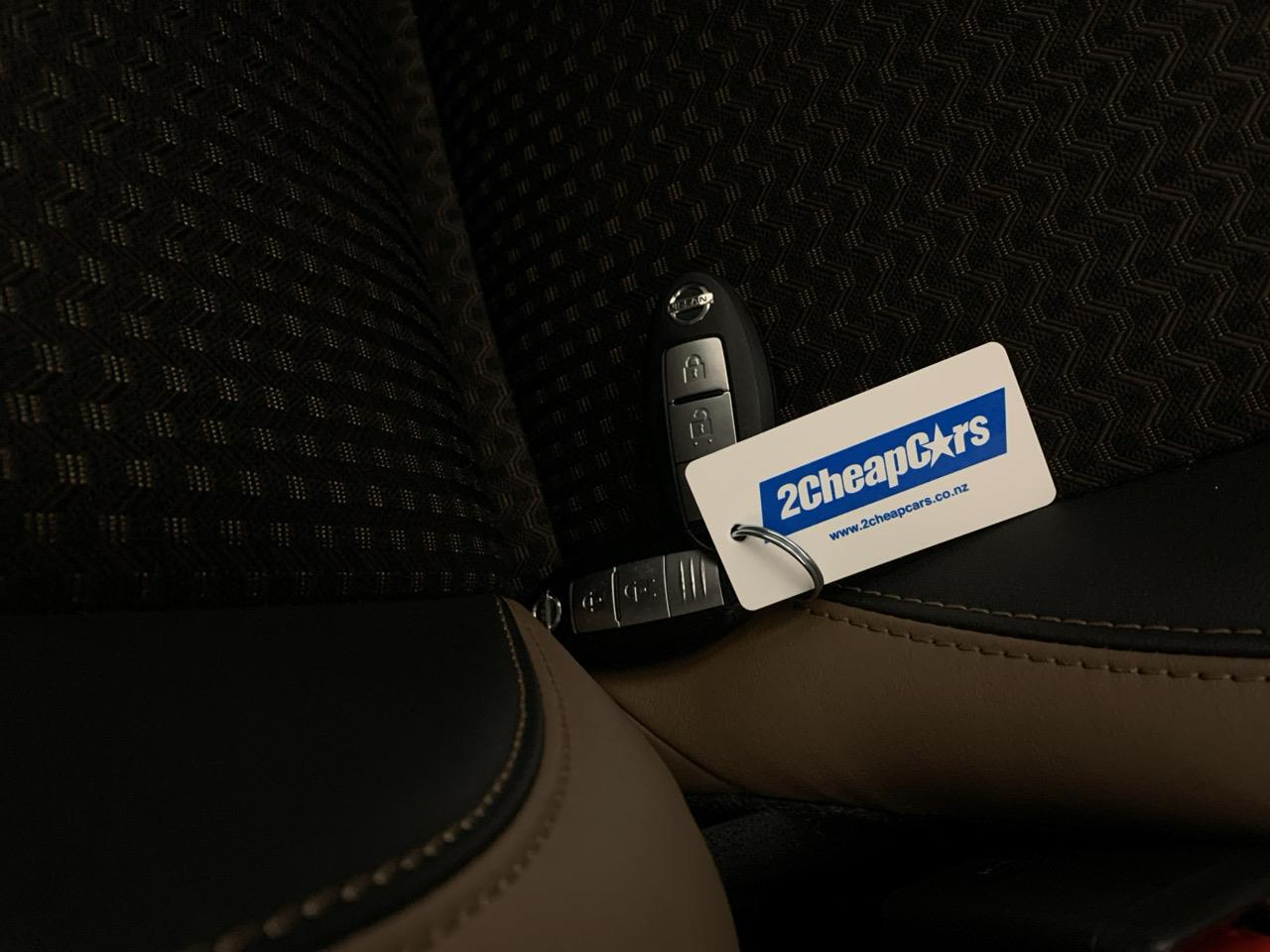 2016 Nissan Note e-power Hatchback PUSH BUTTON START + AUTO LIGHTS + REVERSING CAMERA