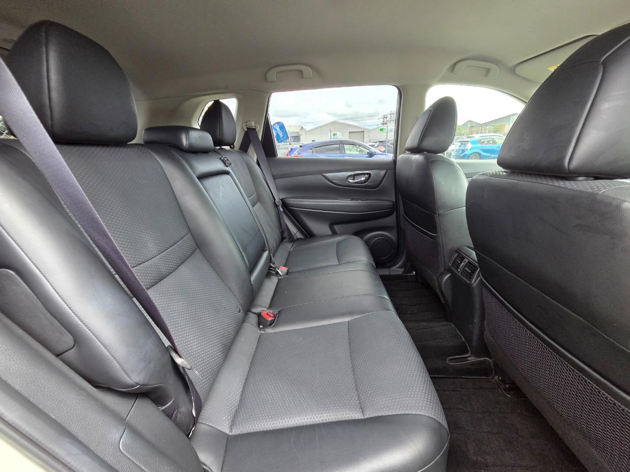 2016 Nissan X-TRAIL 20X Eergency Brake Package RV/SUV HEATED SEATS + AUTO LIGHTS + REVERSING CAMERA