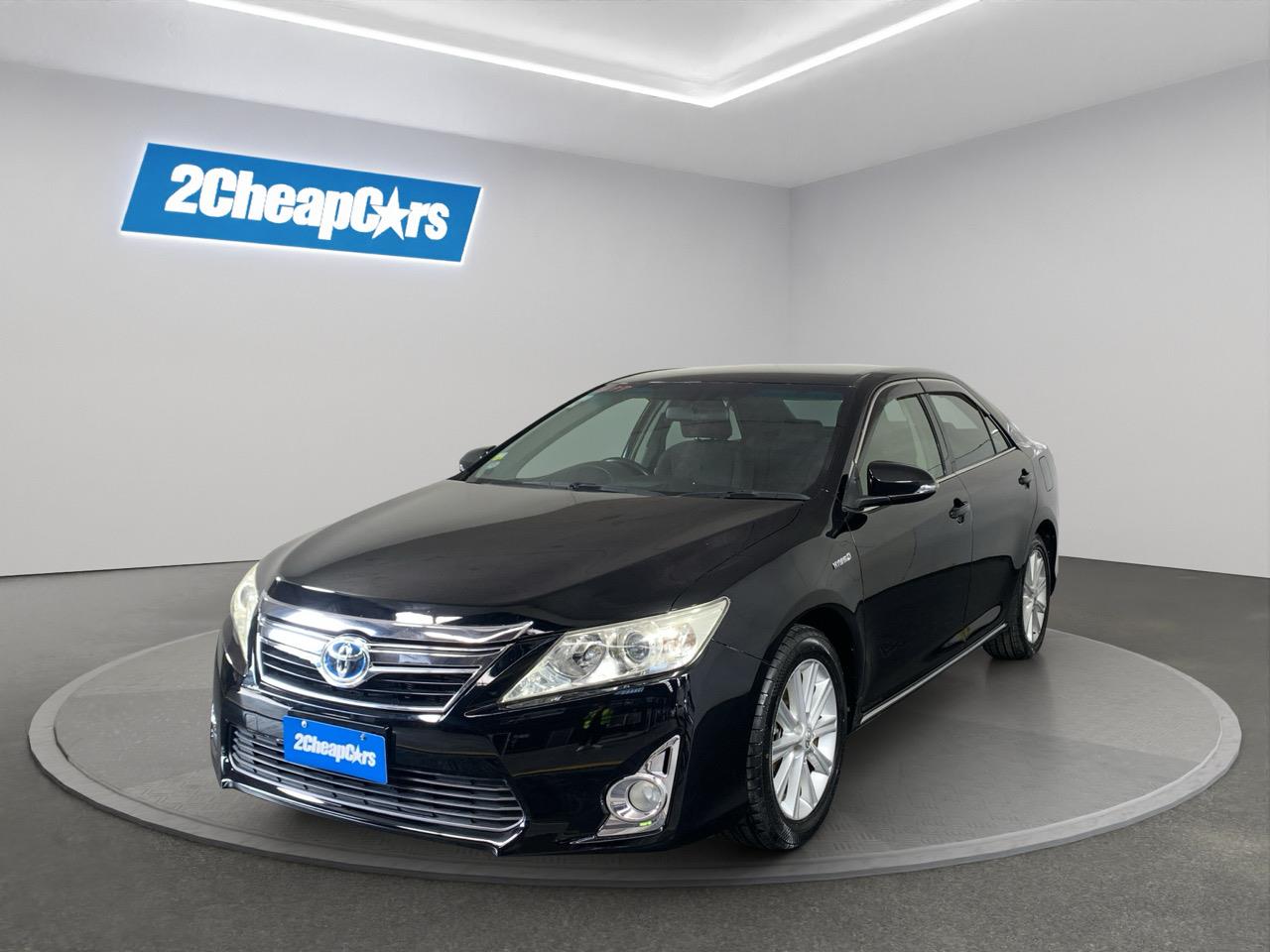 2013 Toyota Camry Hybrid Sedan