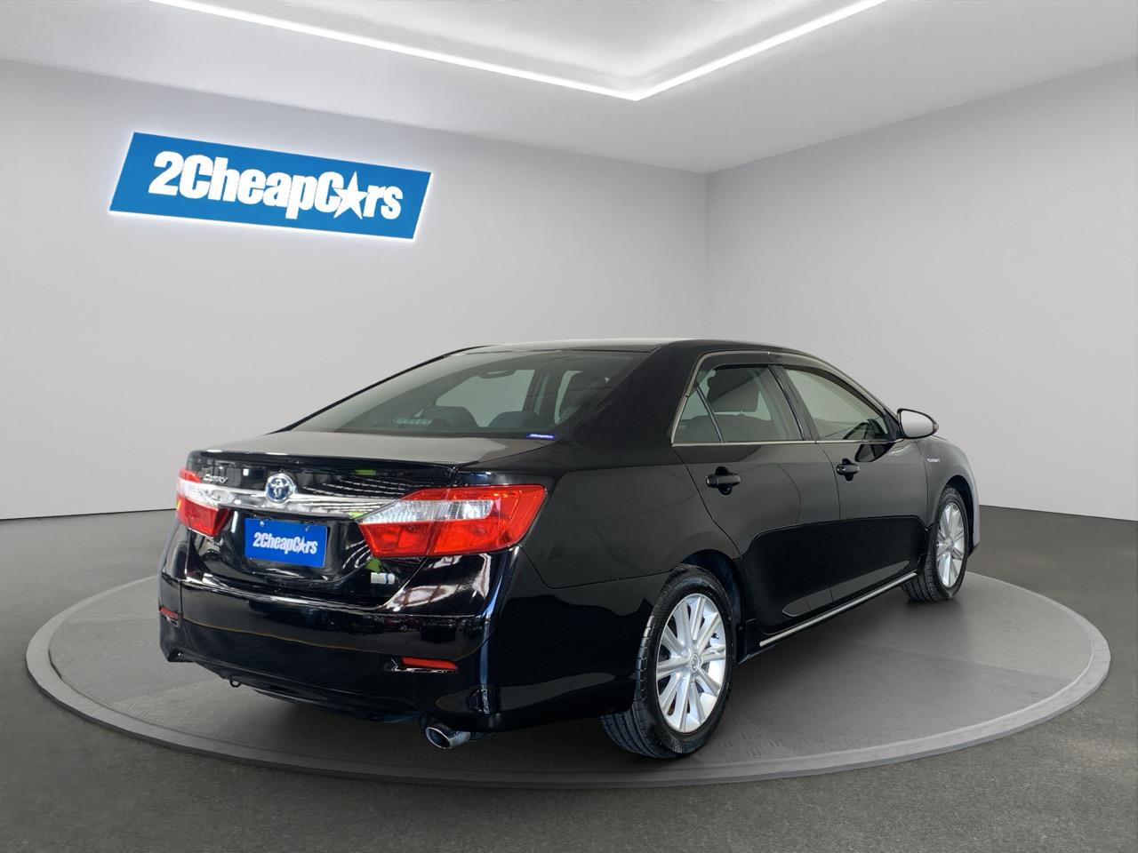 2013 Toyota Camry Hybrid Sedan REVERSING CAMERA + CRUISE CONTROL + AUTO LIGHTS