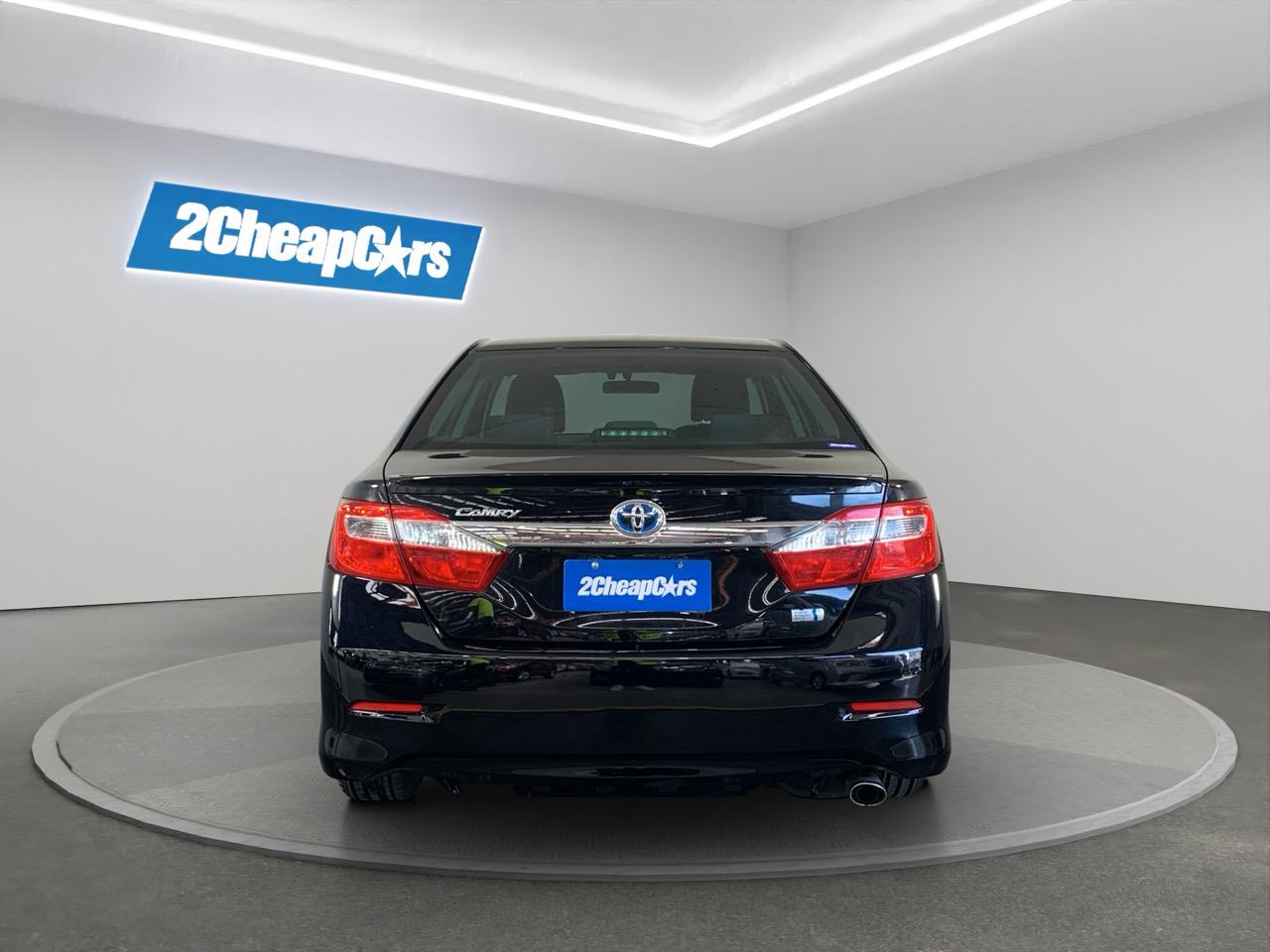 2013 Toyota Camry Hybrid Sedan REVERSING CAMERA + CRUISE CONTROL + AUTO LIGHTS