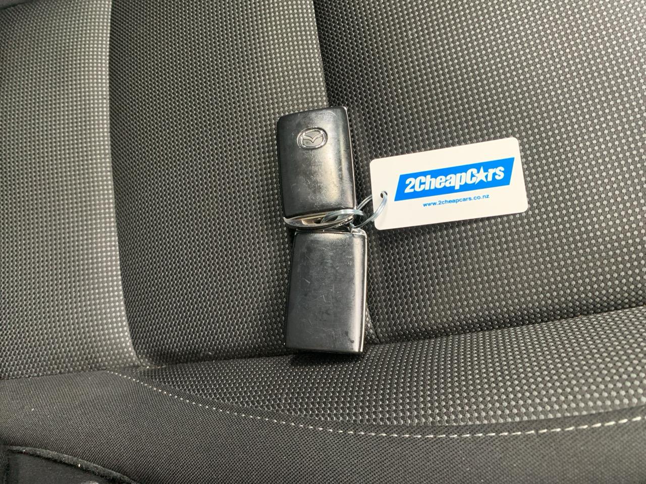 2020 Mazda CX-30 20S Proactive RV/SUV LOW KM + RADAR CRUISE CONTROL + HEATED SEATS