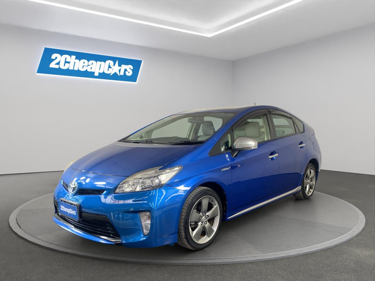 2014 Toyota Prius S  touring selection Hatchback