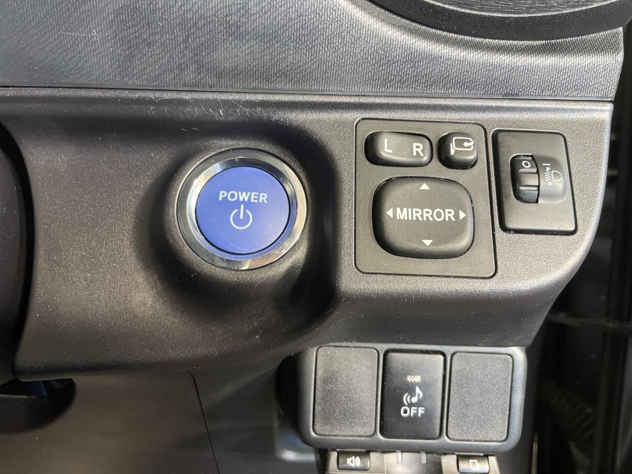 2012 Toyota Aqua S Hatchback LOW KM + REVERSING CAMERA + AUTO LIGHTS