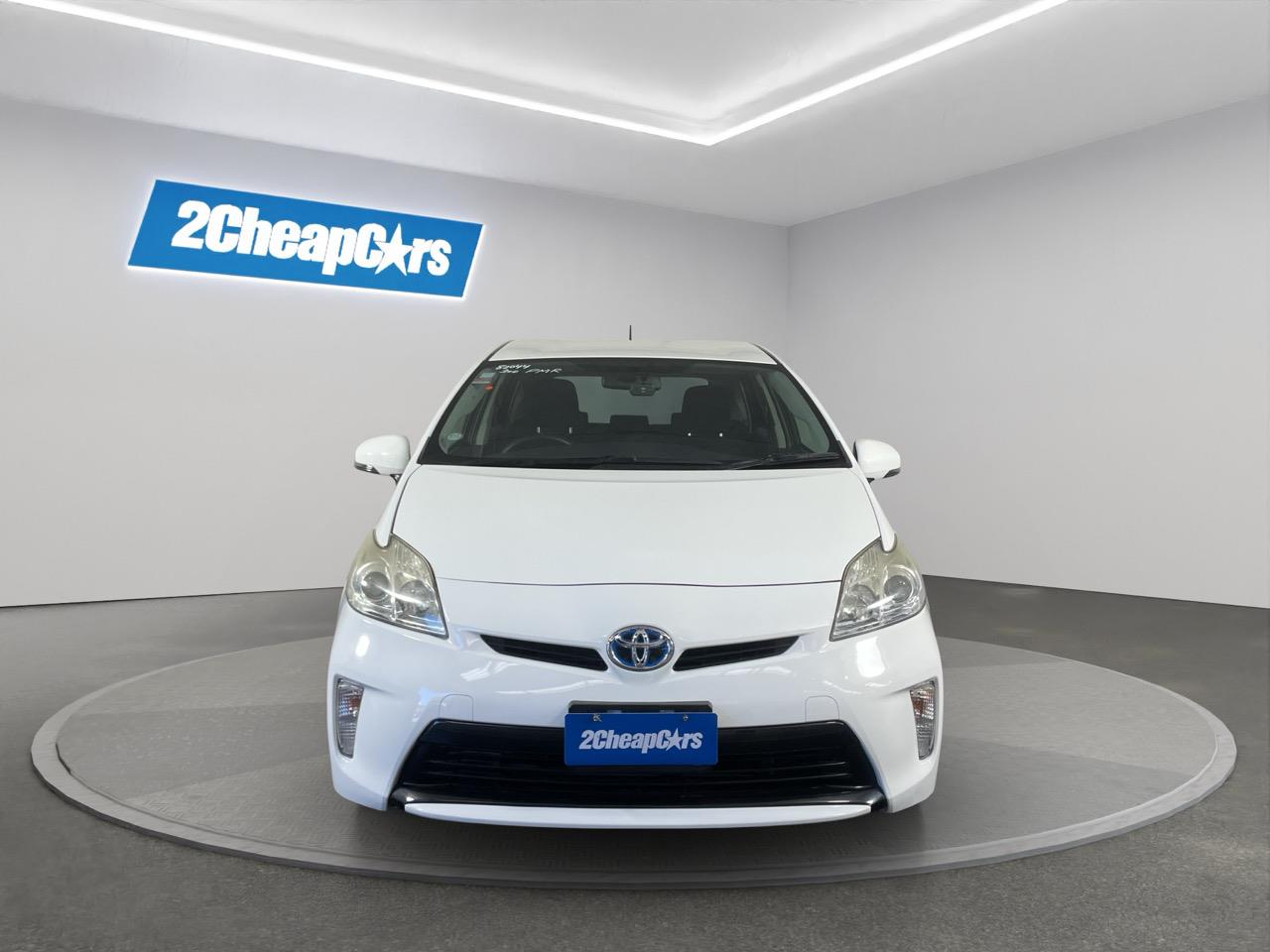 2013 Toyota Prius G Hatchback AUTO LIGHTS + PUSH START