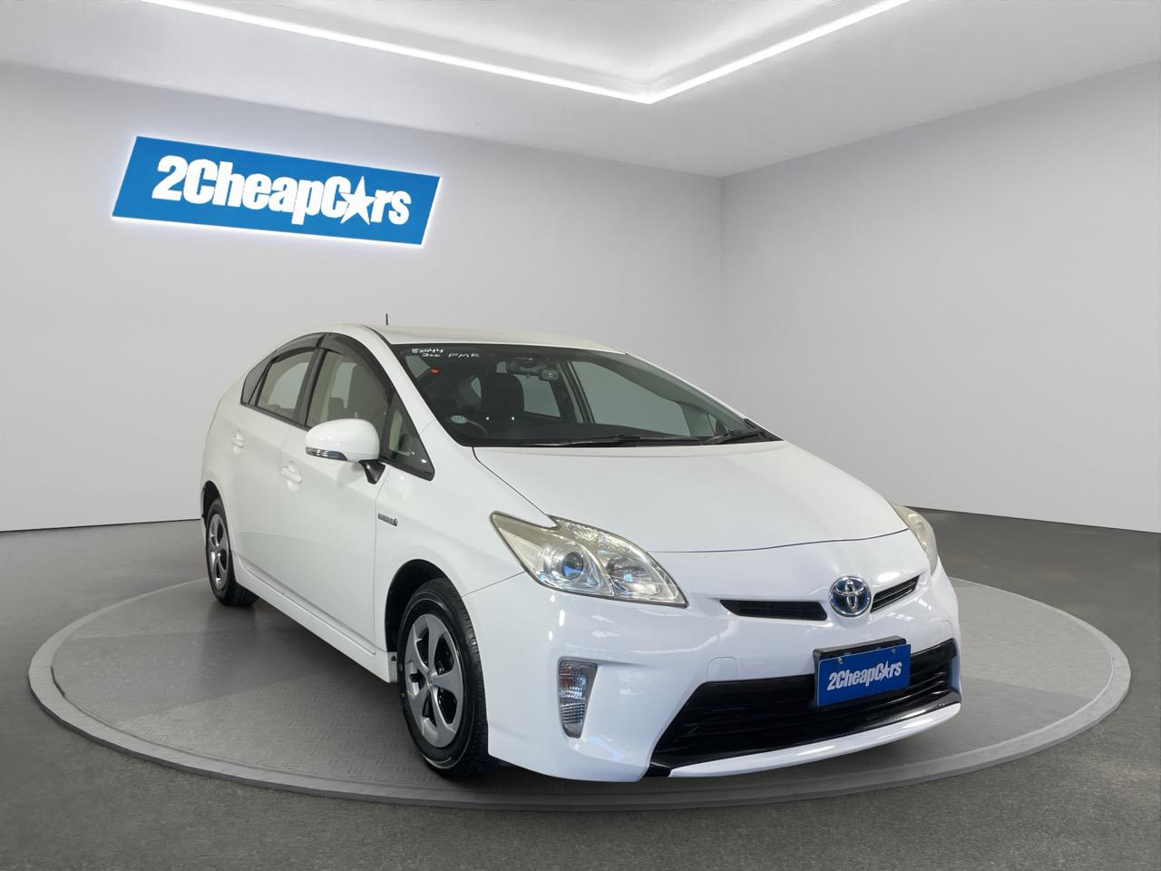 2013 Toyota Prius G Hatchback AUTO LIGHTS + PUSH START