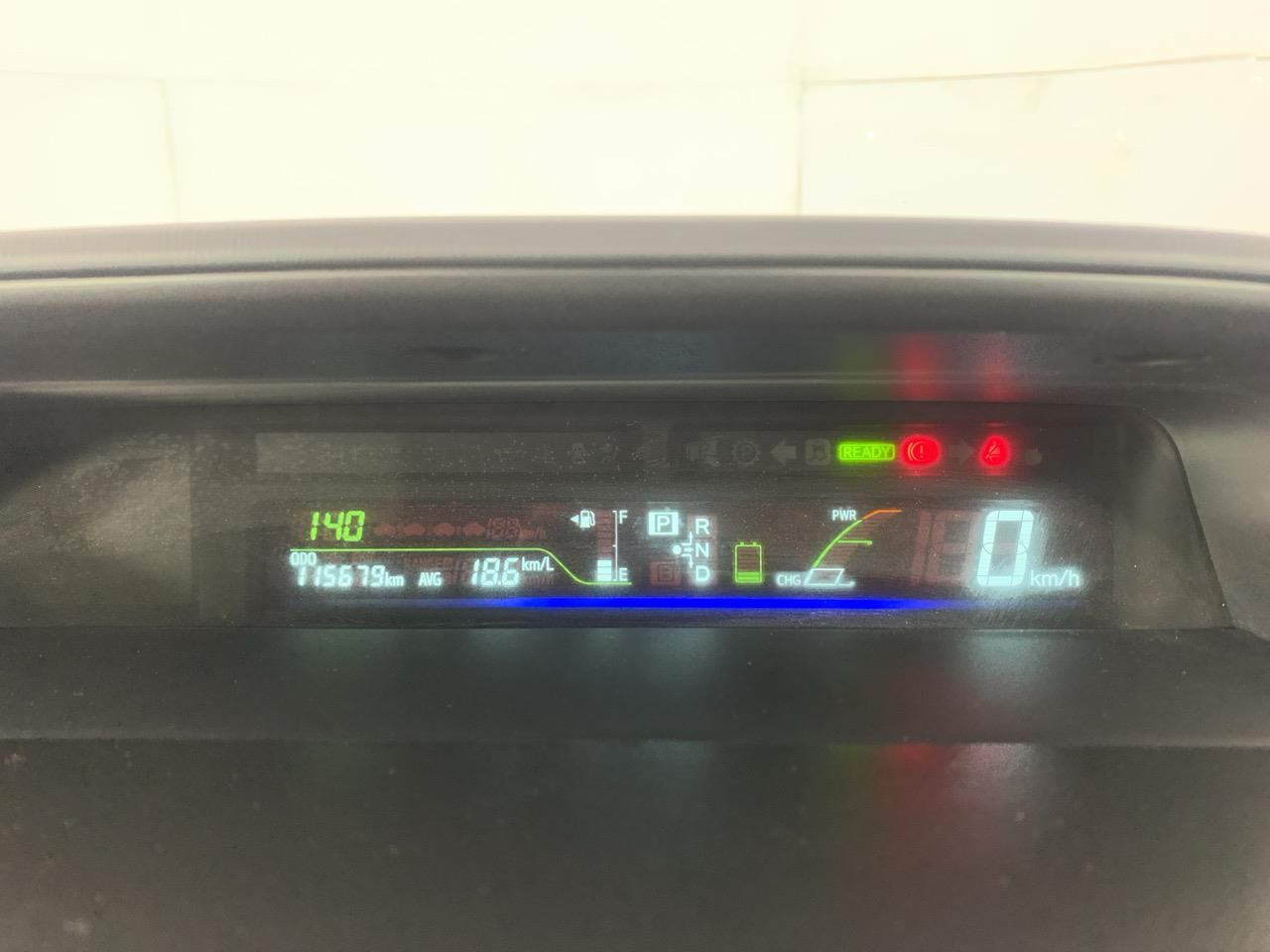 2012 Toyota Prius Alpha S Station Wagon REVERSING CAMERA + AUTO LIGHTS + PUSH BUTTON START