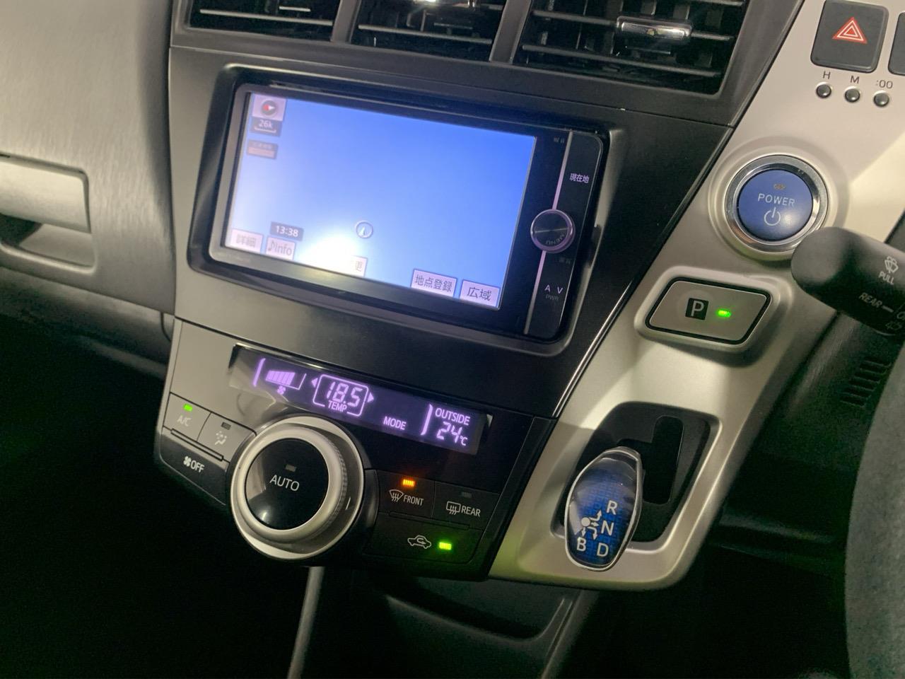 2012 Toyota Prius Alpha S Station Wagon REVERSING CAMERA + AUTO LIGHTS + PUSH BUTTON START