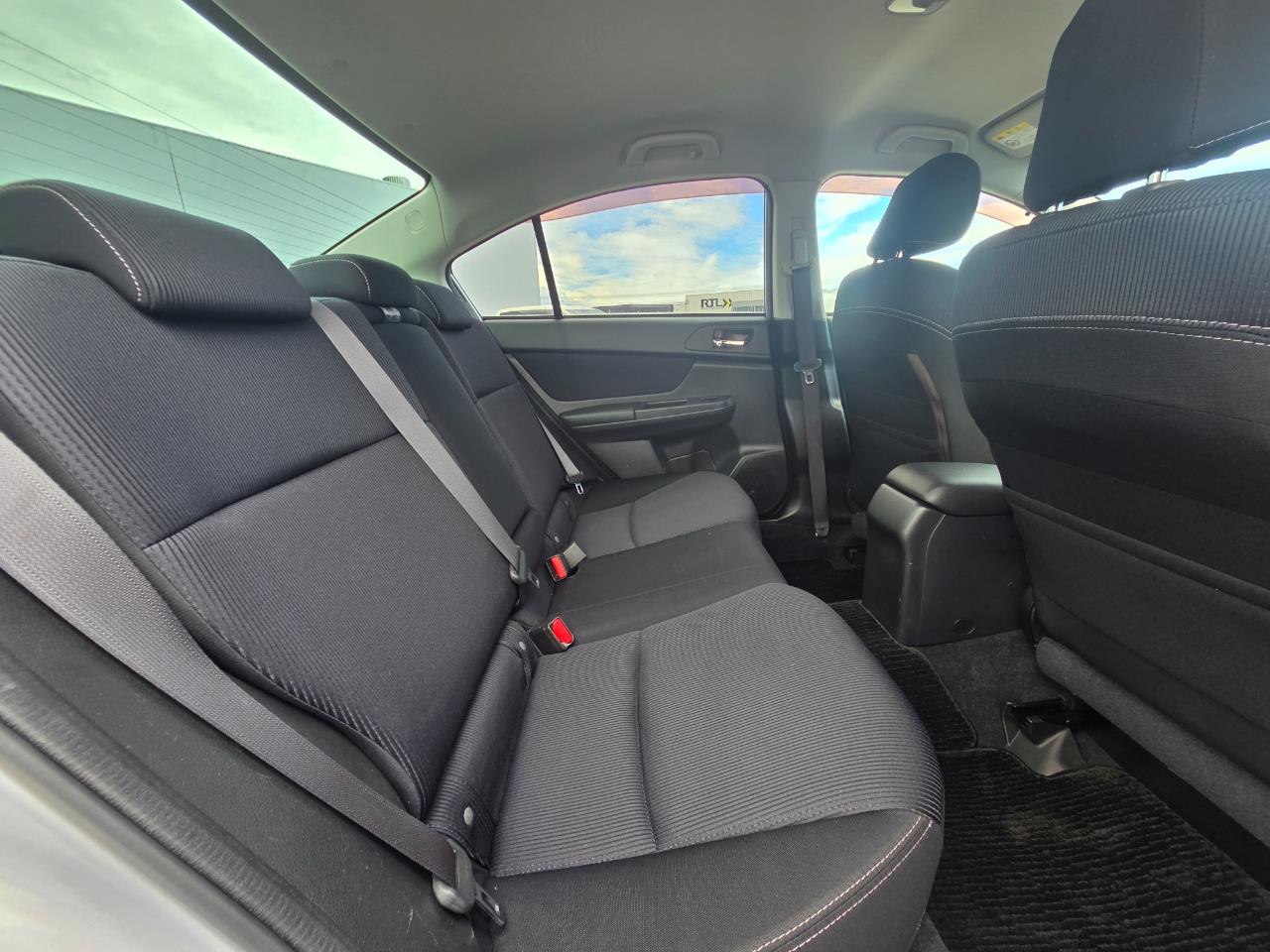 2012 Subaru Impreza G4 AWD Sedan AWD + REVERSING CAMERA + PADDLE SHIFT