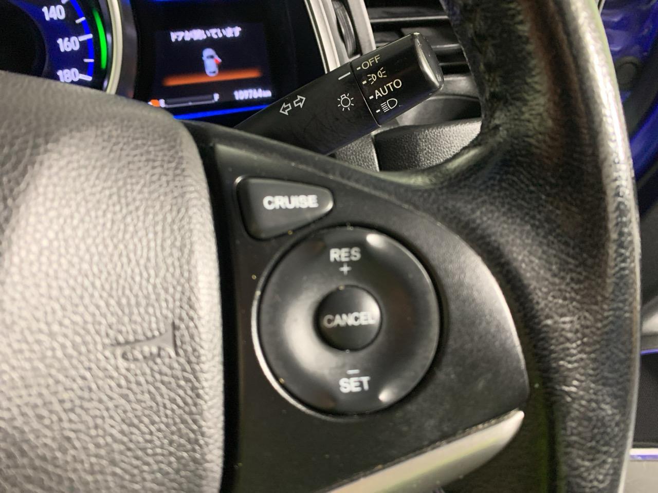 2015 Honda Fit Jazz Hybrid New Shape Hatchback CRUISE CONTROL + REVERSING CAMERA + AUTO LIGHTS