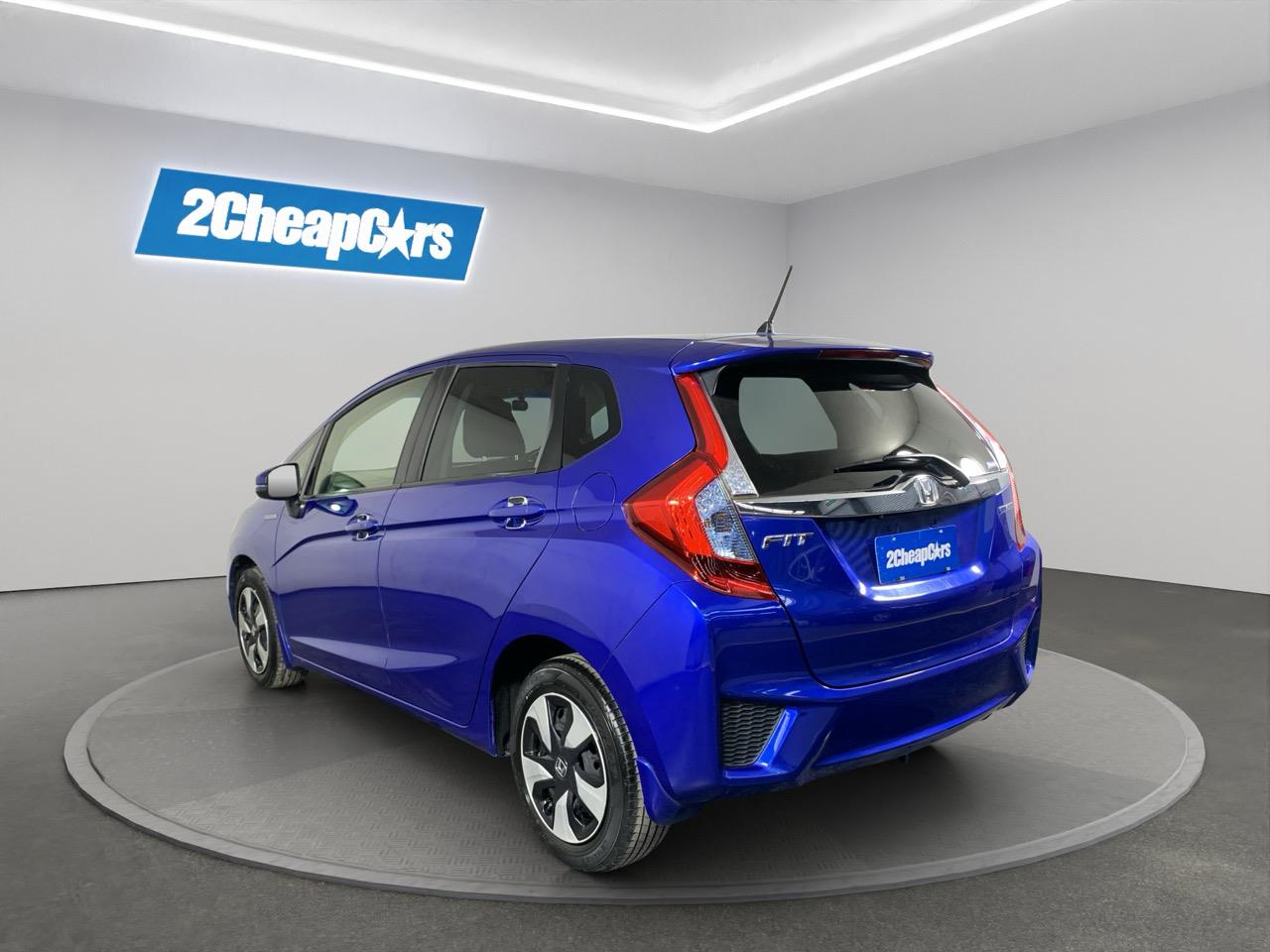 2015 Honda Fit Jazz Hybrid New Shape Hatchback CRUISE CONTROL + REVERSING CAMERA + AUTO LIGHTS