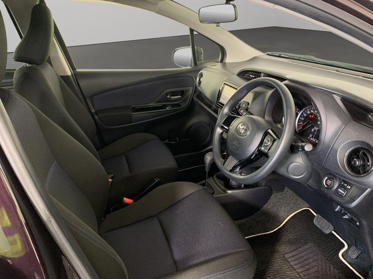 2016 Toyota Vitz 1.3F LED edition Hatchback PUSH SRART + AUTO LIGHTS