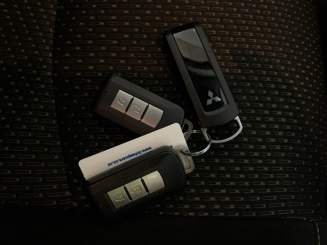 2014 Mitsubishi RVR 1.8 G RV/SUV REVESING CAMERA + PARKING SENSORS