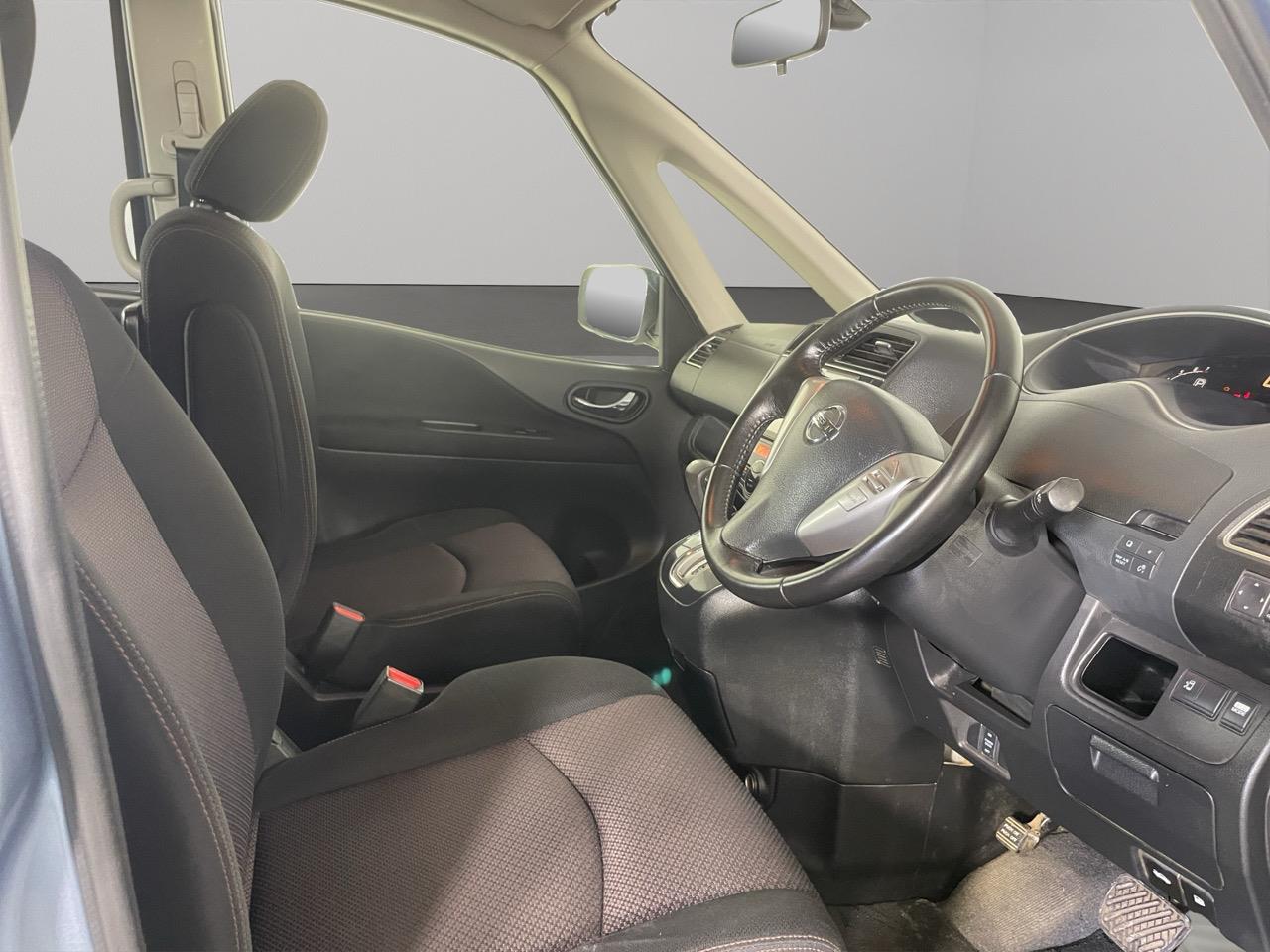 2013 Nissan Serena HGHWAY STAR HYBRID People Mover PUSH SRART + AUTO LIGHTS + REVERSING CAMERA