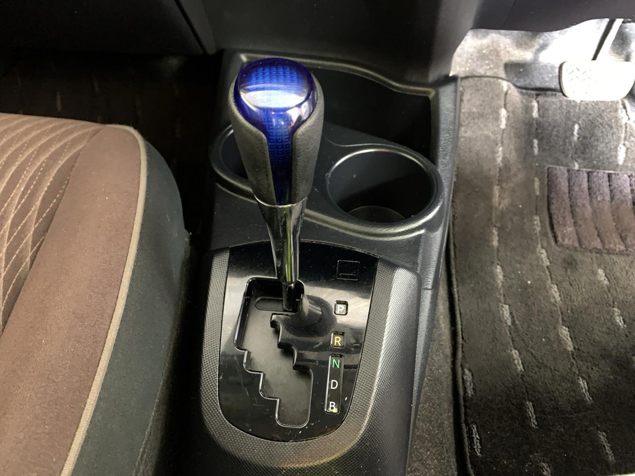 2015 Toyota Aqua Facelift Model G Hatchback CRUISE CONTROL + REVERSING CAMERA + PUSH START