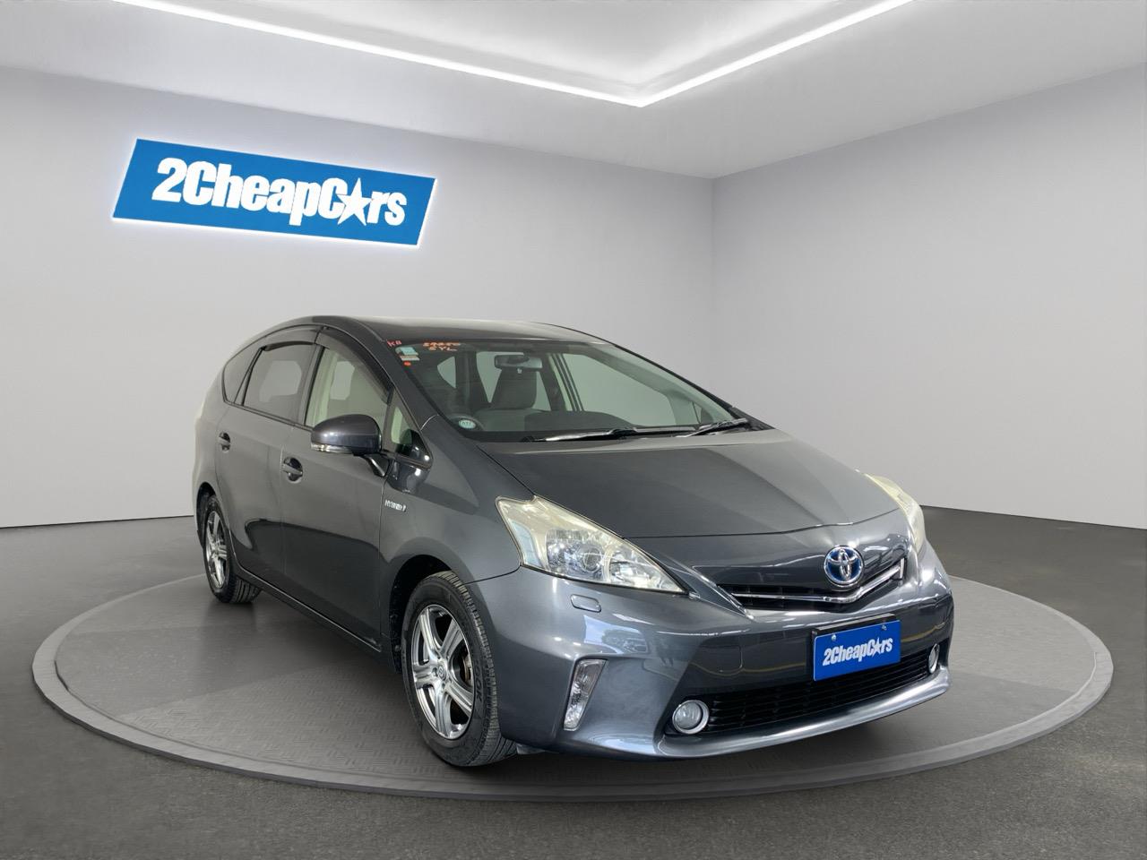 2013 Toyota Prius Alpha S 7 Seaters People Mover REVESING CAMERA + PUSH SRART + AUTO LIGHTS