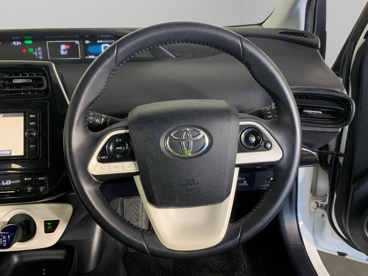 2018 Toyota Prius New Shape S Hatchback GREAT SPACE + PUSH SRART + REVESING CAMERA