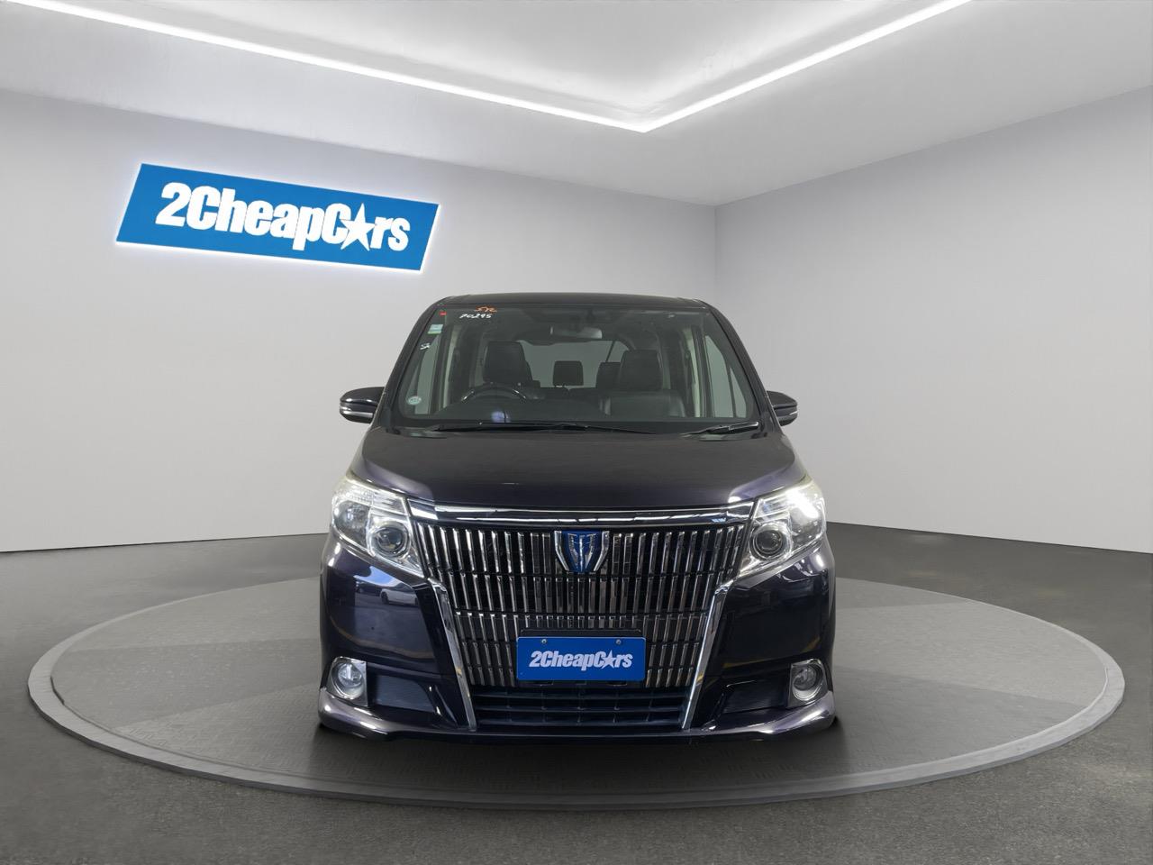 2014 Toyota Esquire Hybrid G People Mover REVERSING CAMERA + ELECTRIC SLIDING DOORS