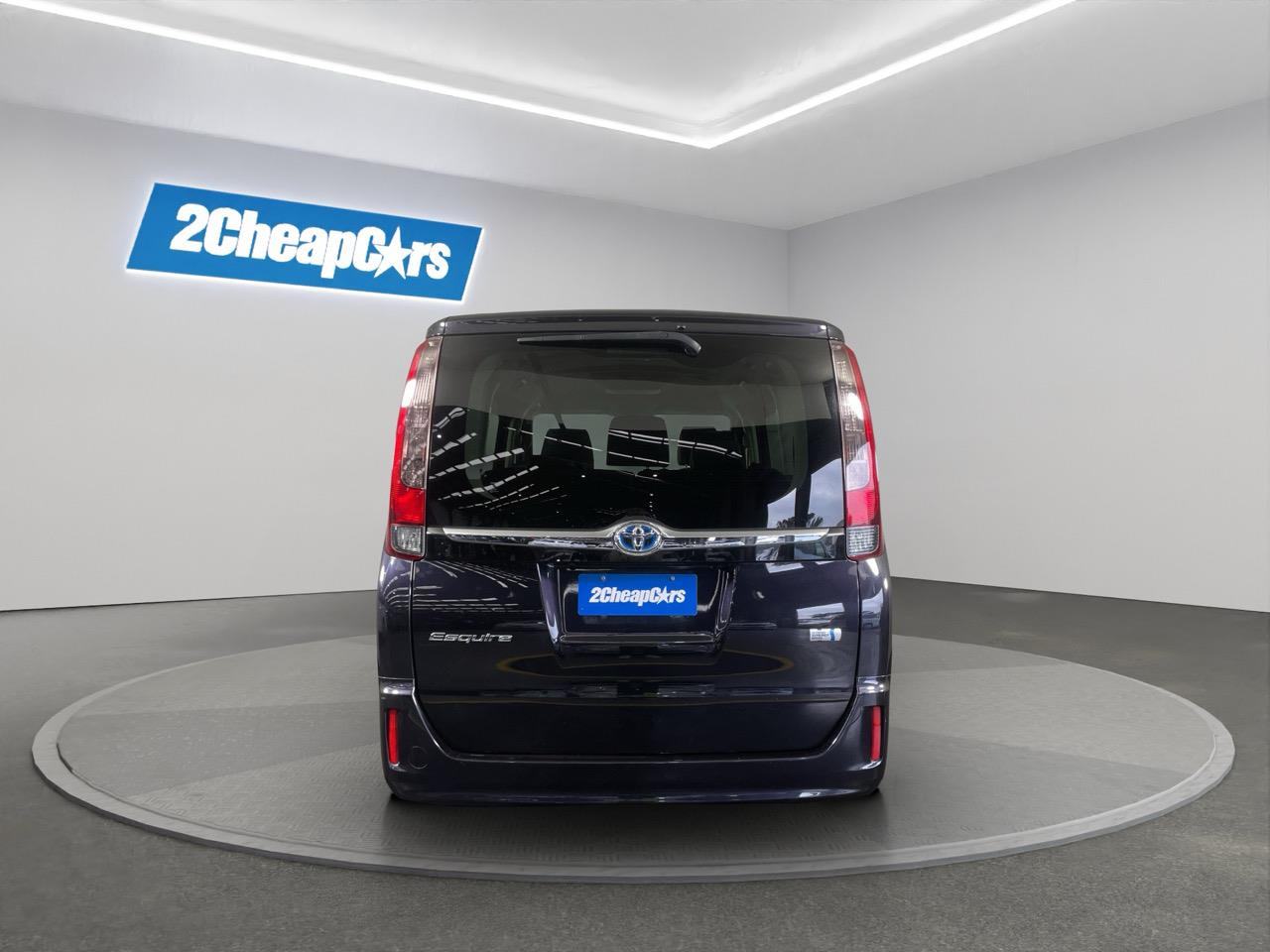 2014 Toyota Esquire Hybrid G People Mover REVERSING CAMERA + ELECTRIC SLIDING DOORS